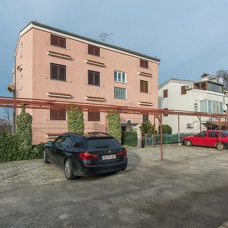 Apartment Roberto Punta Пореч Экстерьер фото