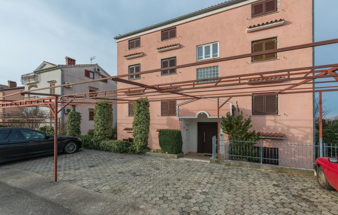 Apartment Roberto Punta Пореч Экстерьер фото